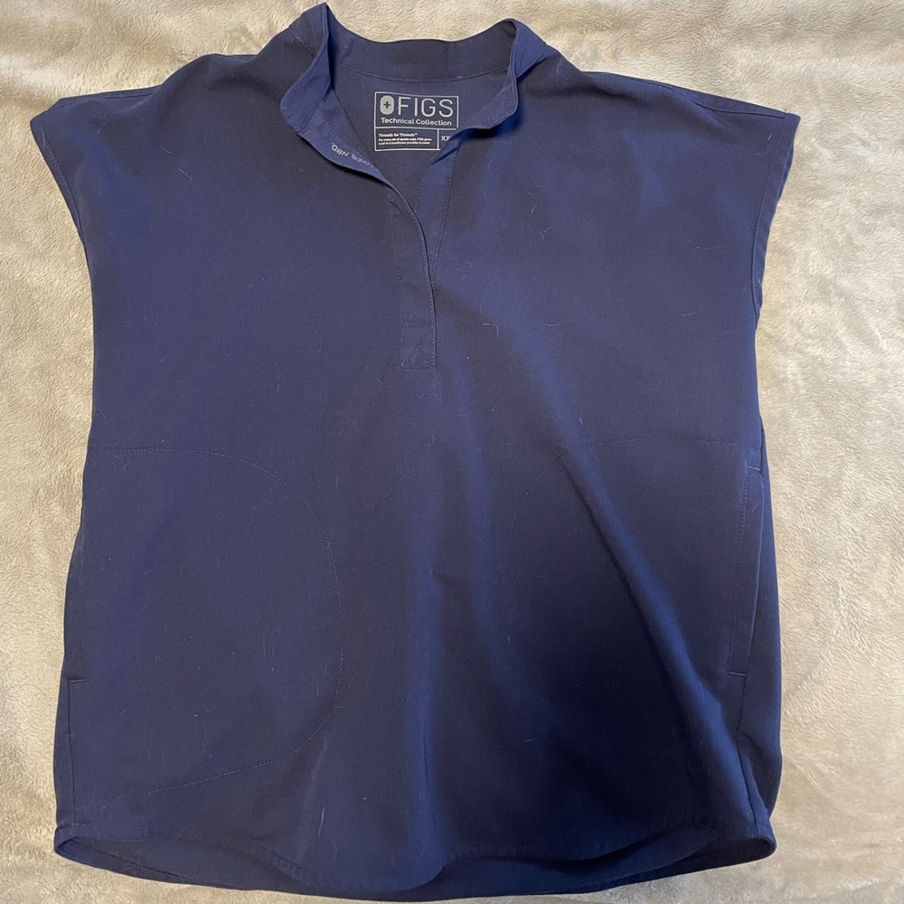 Women’s Figs Rafaela Top—Navy, XXS